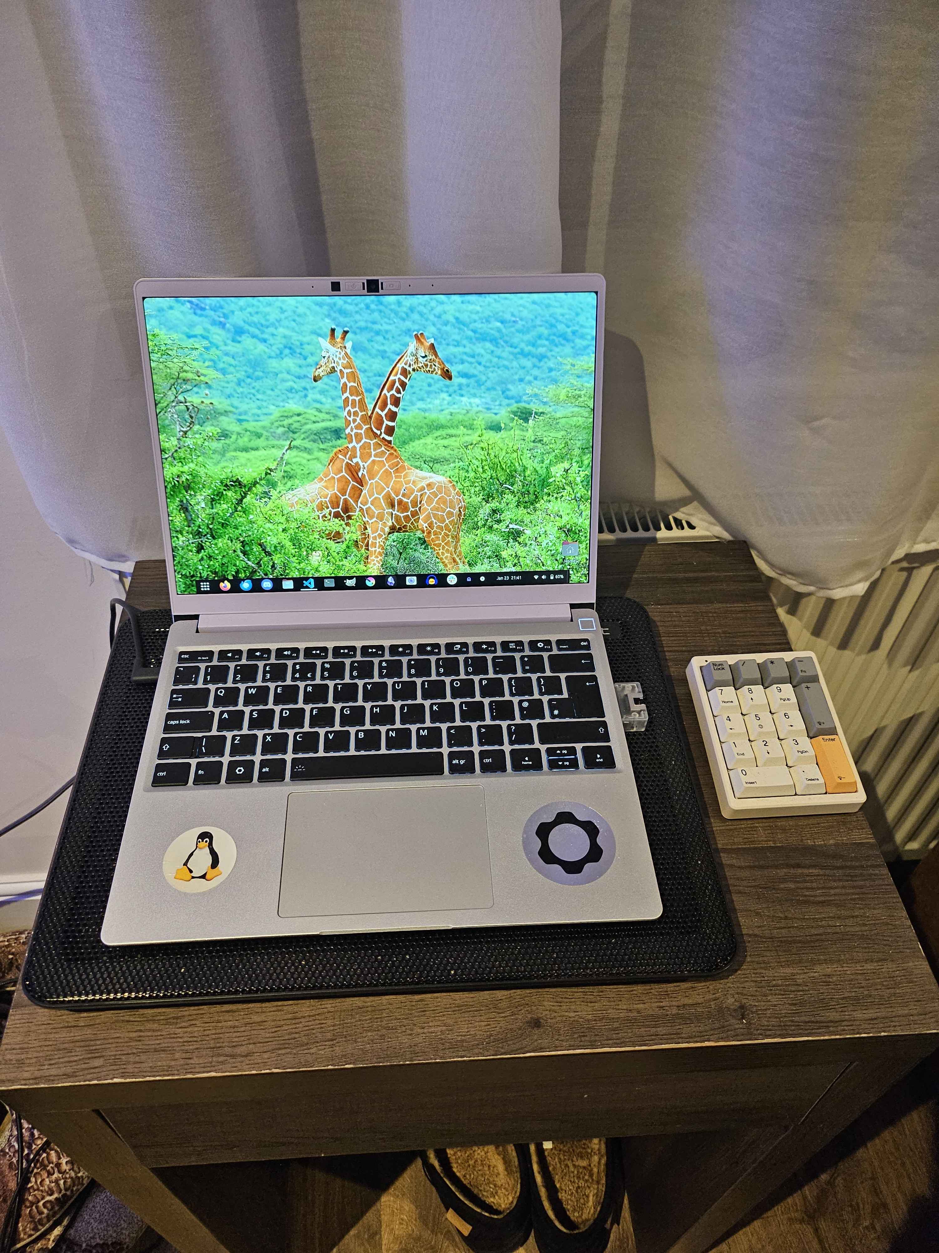 Command battlestation photo 3